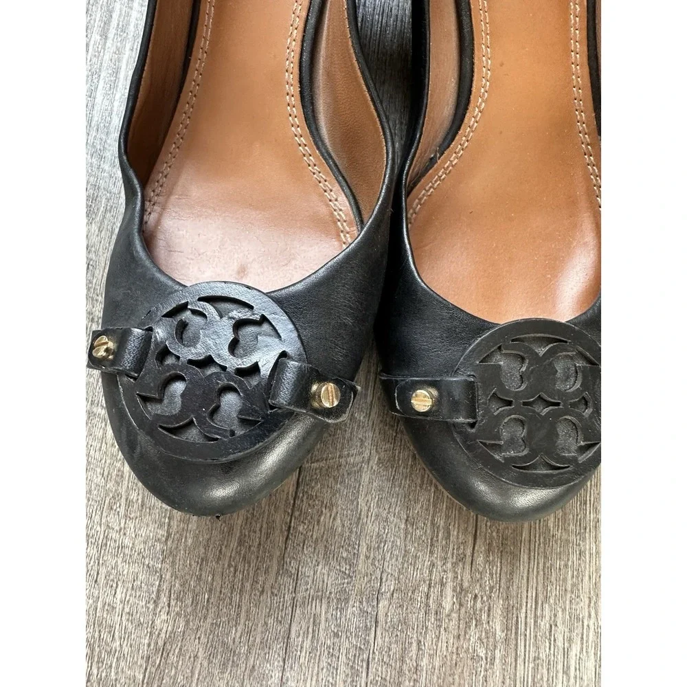Tory Burch Women's Mini Miller‎ Black Wedge Leather Logo Pump Size: 8M EUC++++++
